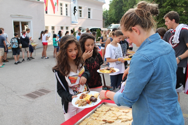Village Camps International Summer Camp Leysin, Switzerland 2026-08-15 https://www.villagecamps.com/journals_admin/images/686-19-intlnight (28).jpg